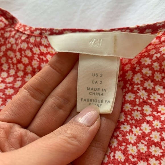H&M red floral long sleeve romper - Picture 6 of 6